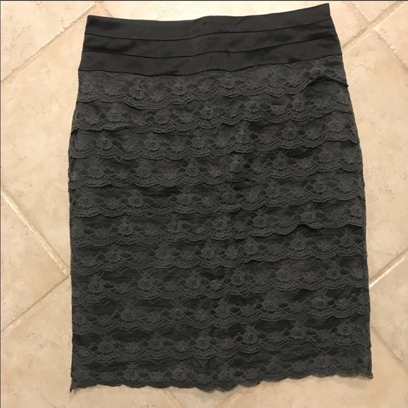 H&M Dresses & Skirts - NWOT H&M lace pencil skirt size 10 H&M Dresses & Skirts - NWOT H&M lace pencil skirt size 10